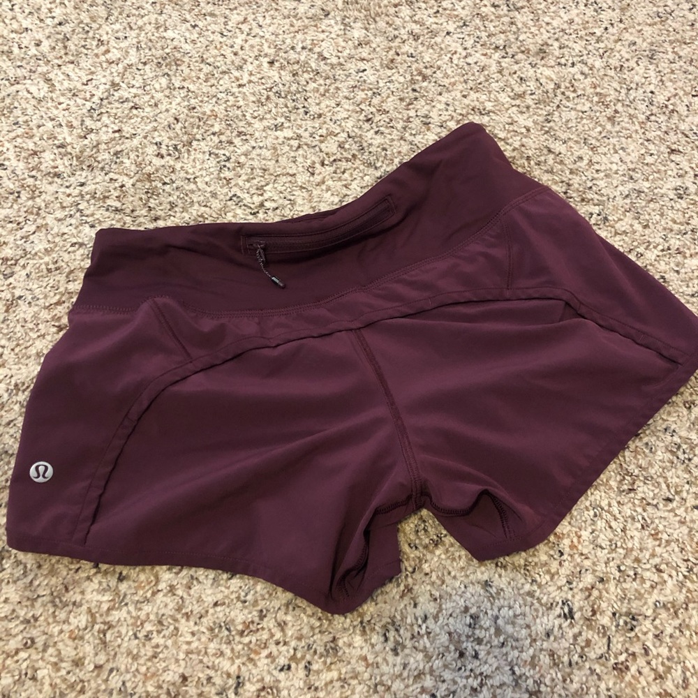 Size 2 lululemon shorts